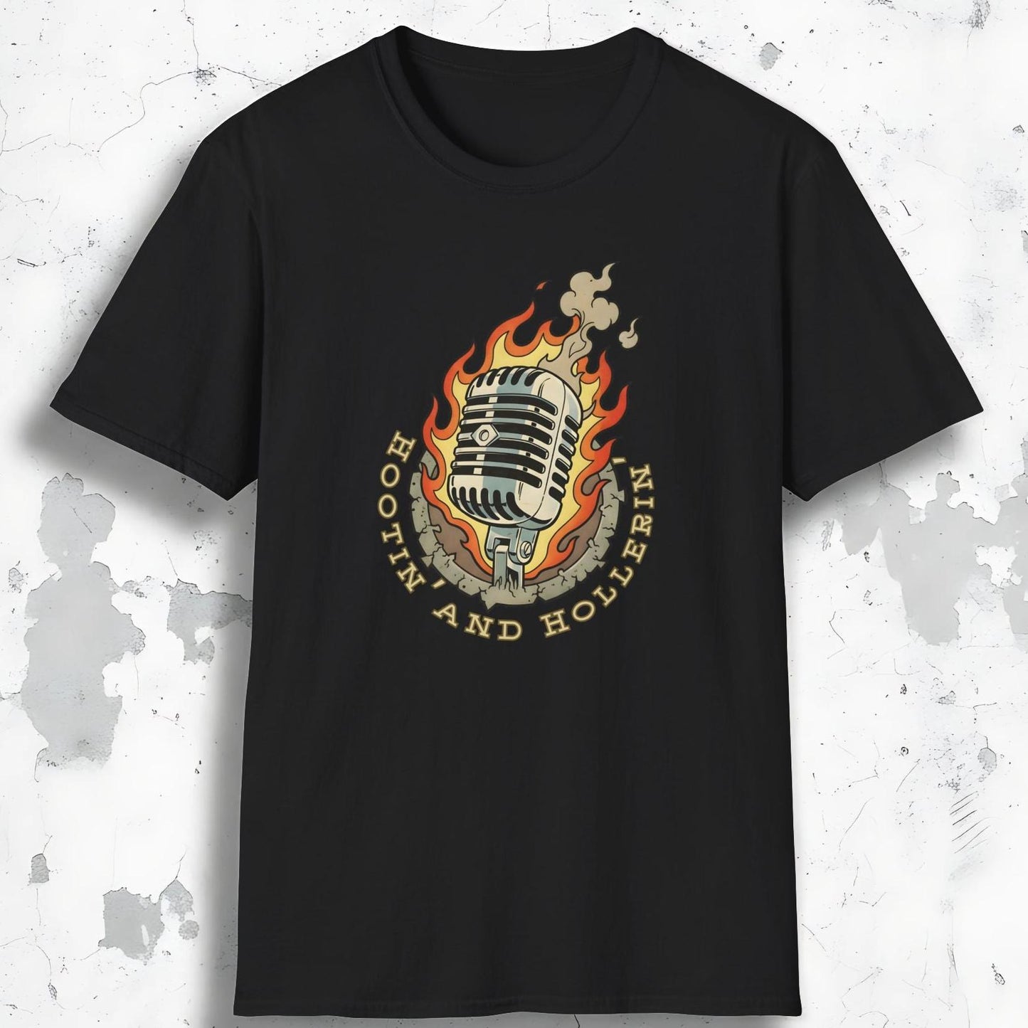Hootin' & Hollerin' Tee